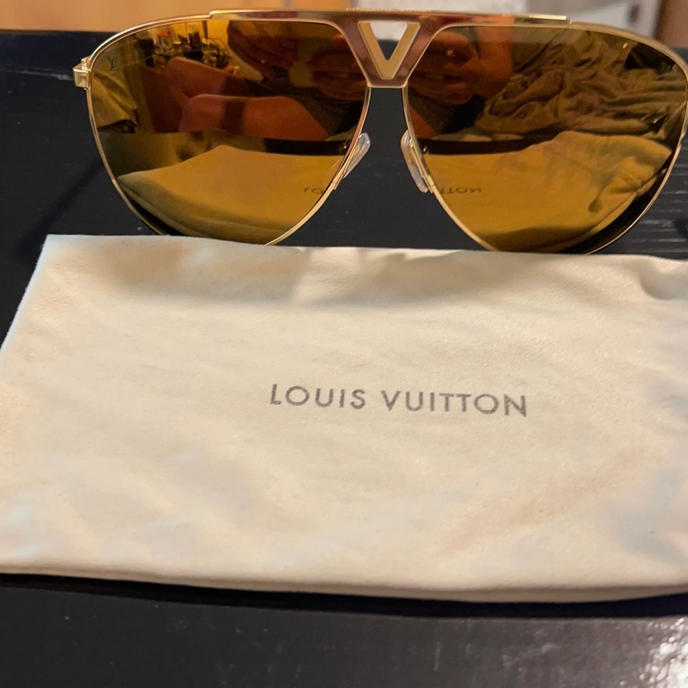 Louis Vuitton men’s gold sunglasses rare New without tags